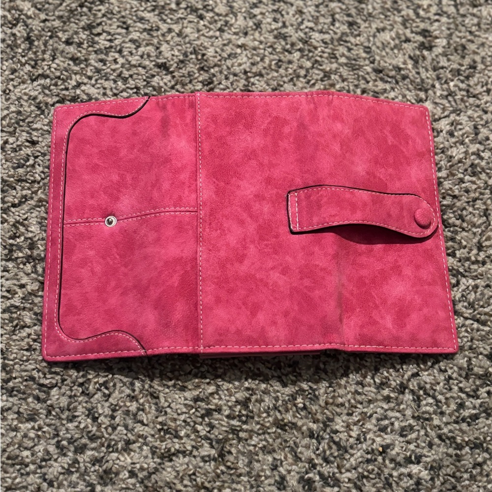 Pink soft leather Wallet - Picture 4 of 8
